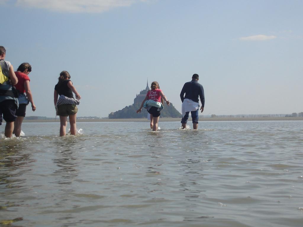 Vacanceole - Le Domaine Du Mont - Mont St Michel روز سور كوسنون الغرفة الصورة